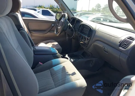 2005 Toyota Tundra Sr5 V8 из США, поврежденный, VIN 5TBET34165S467311